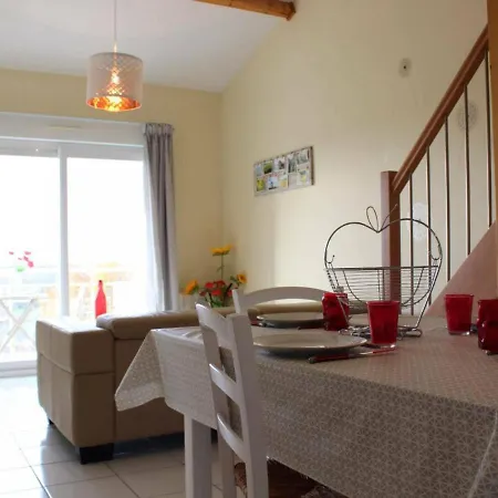 Jonzac, 2 Pieces, 2 Personnes - Fr-1-246d-5 Apartment *